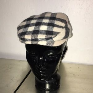 Newspaper boy wool cap